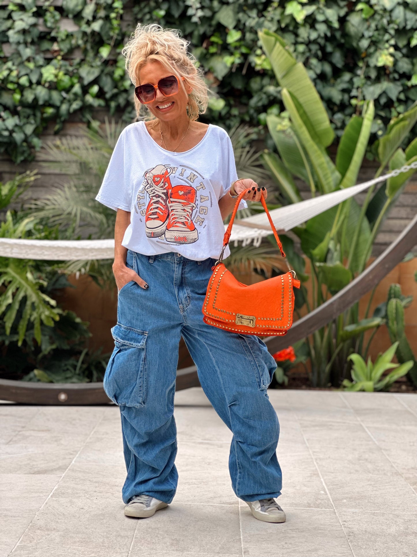 JEANS OVERSIZE CON BOLSILLOS TEJANO