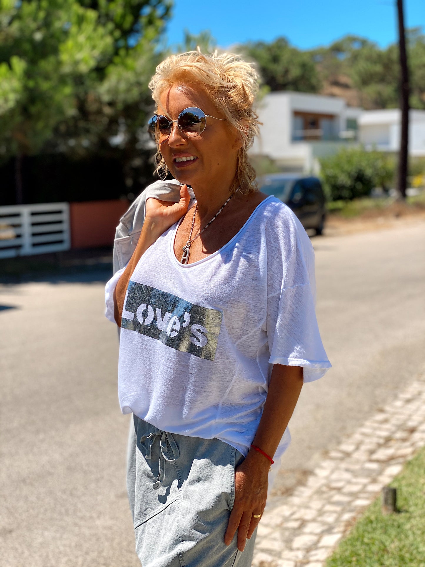 CAMISETA LOVE’S BLANCA